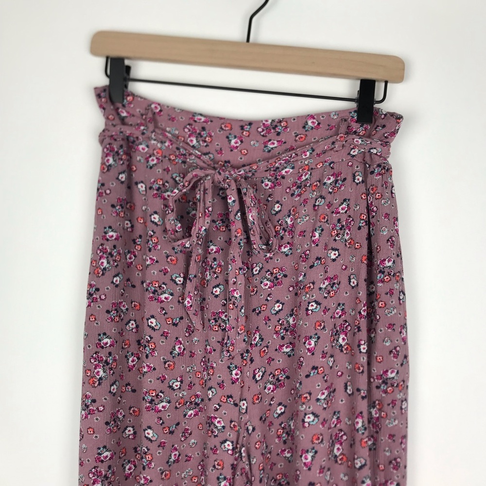 High Waisted Wide Legged Floral Pants Size Medium